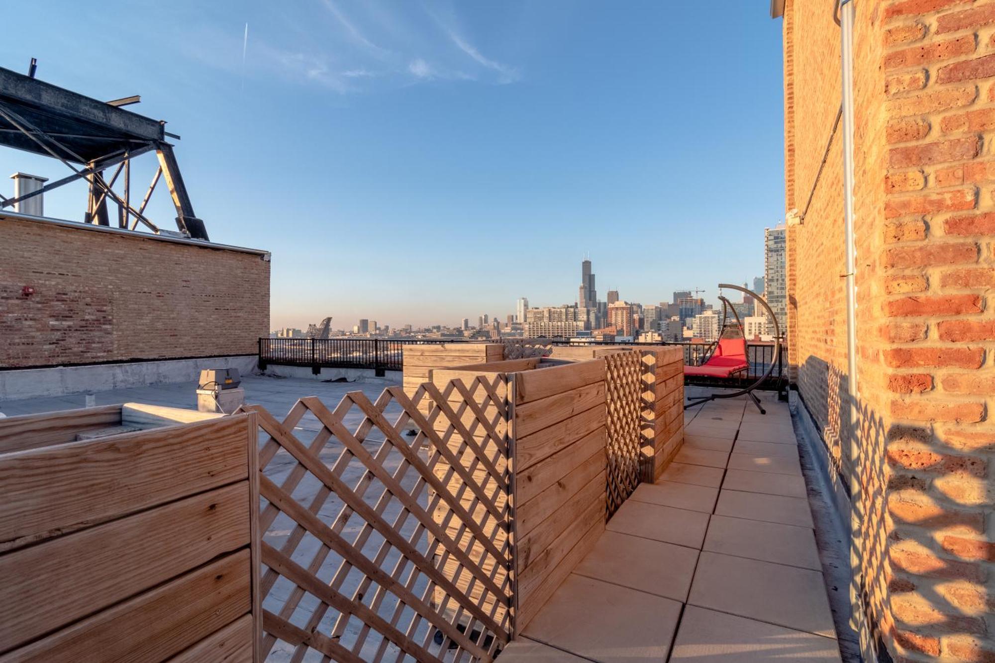 Mccormick Place 3Br Luxury Penthouse Duplex With Personal Rooftop And Optional Parking For 8 Guests In Chicago South Loop Exterior photo